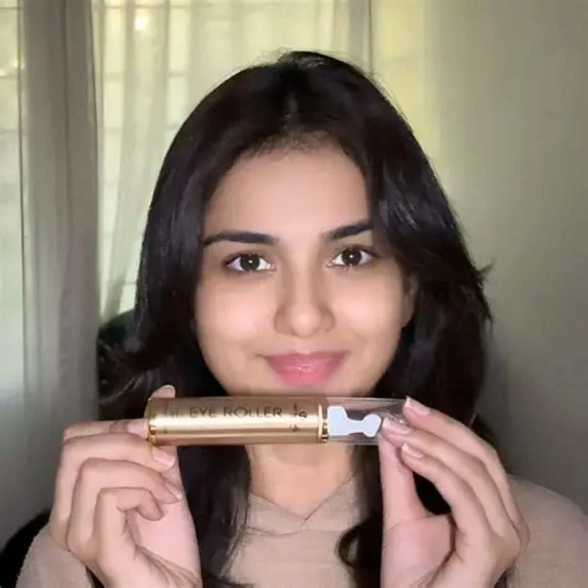 Eye Roller – Eliminates Dark Circles & Puffy Eyes
